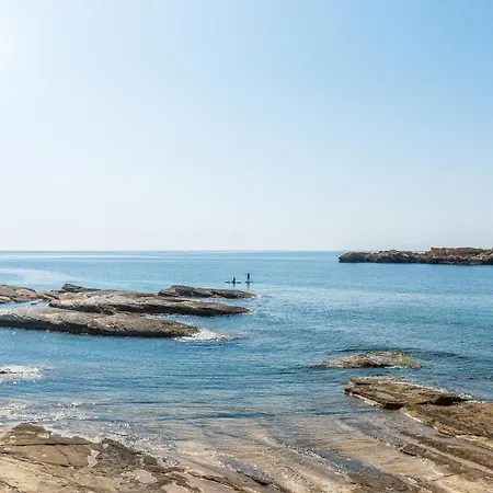 Cap St Georges & 5*