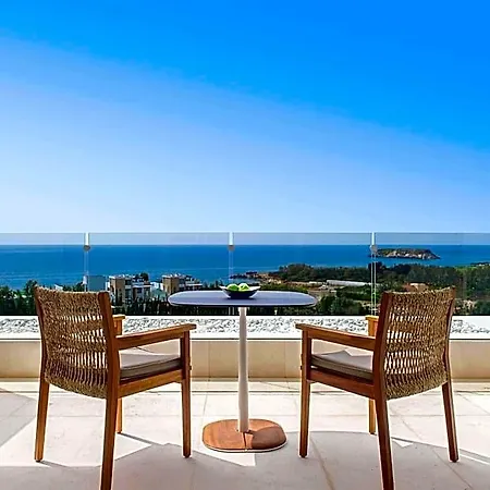 Cap St Georges & 5*
