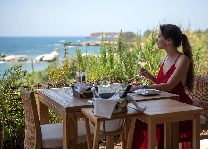 Cap St Georges & ペイヤ