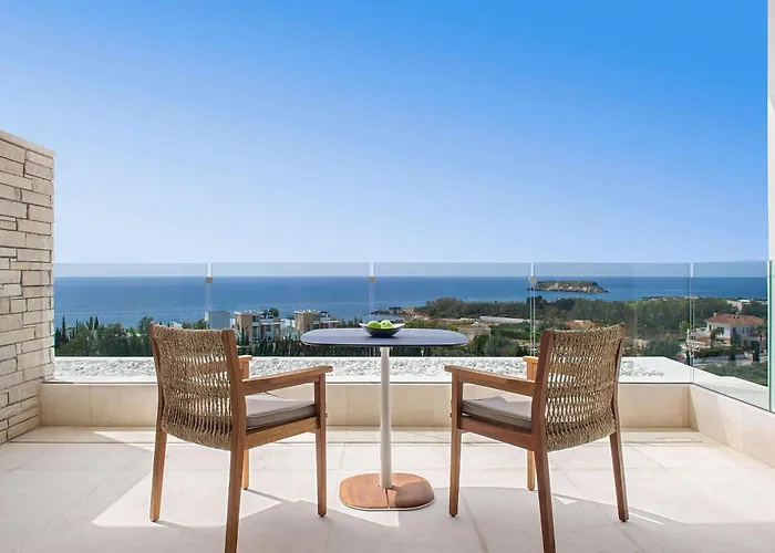 Cap St Georges & ペイヤ