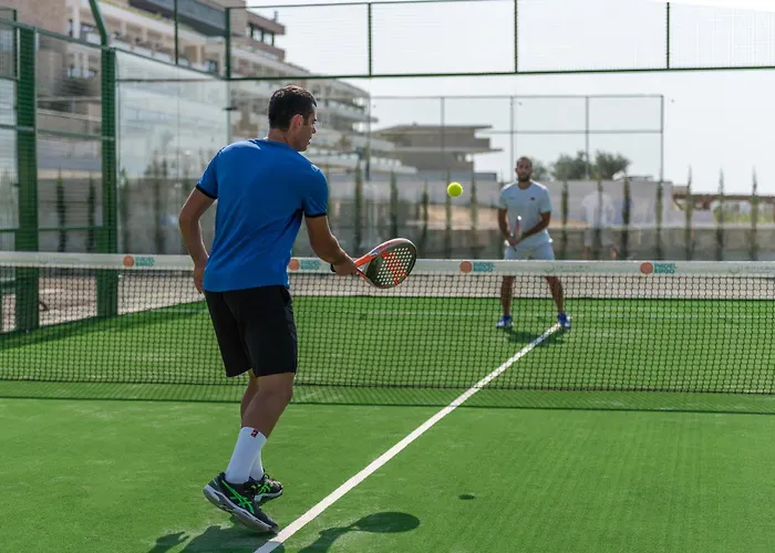 Cap St Georges & ホテル